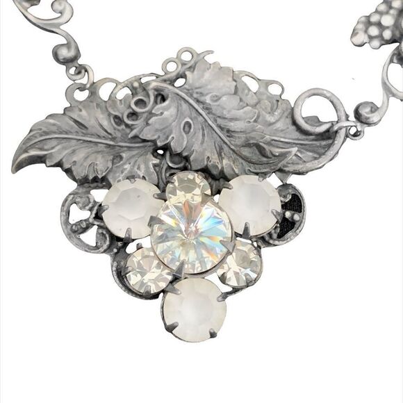 Vintage Banana Bob grape theme ox silver matte-sparkling crystals fluted link - Picture 1 of 9